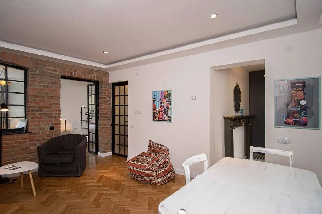 Charming Little Brick House In Tbilisi - By Wehost Villa 0*,